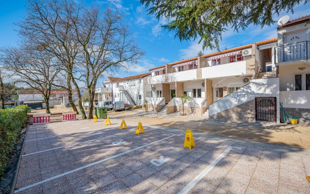 Villa Heidi 2 Umag Exterior photo